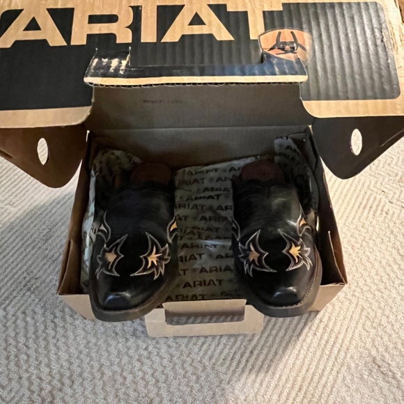 Ariat black Manzanita mules size 7 - Picture 5 of 6